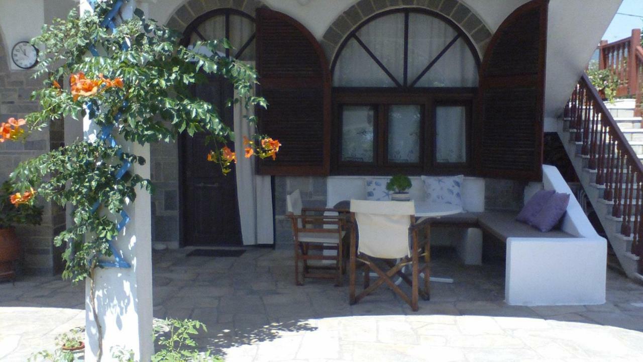 Villa Iris Nea Vrasna Exterior foto